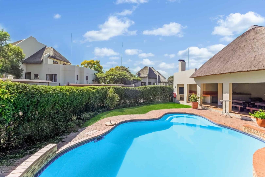 1 Bedroom Property for Sale in Lonehill Gauteng