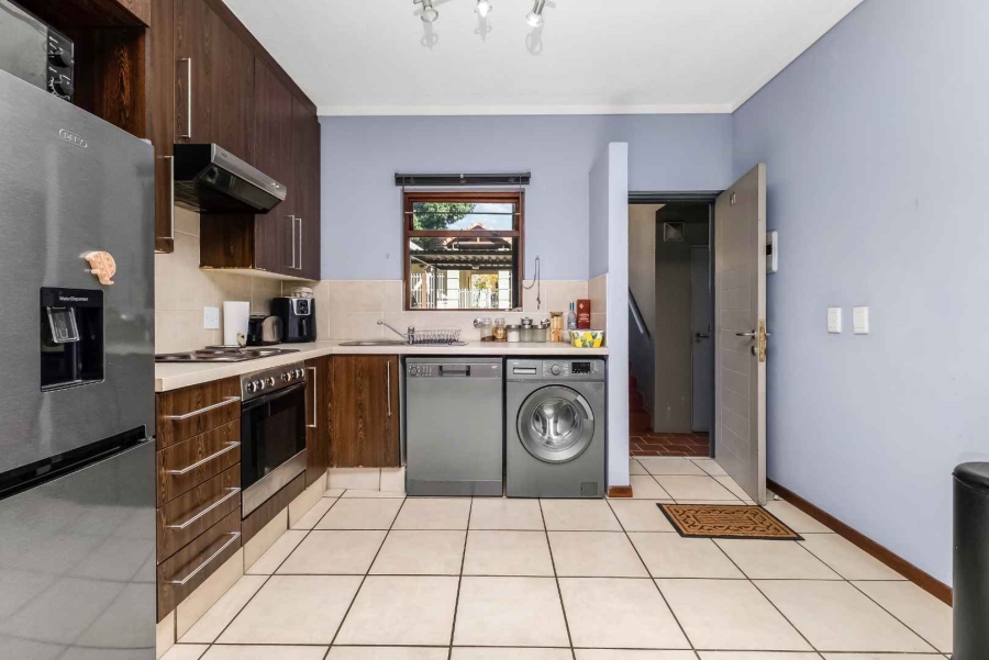 1 Bedroom Property for Sale in Broadacres Gauteng
