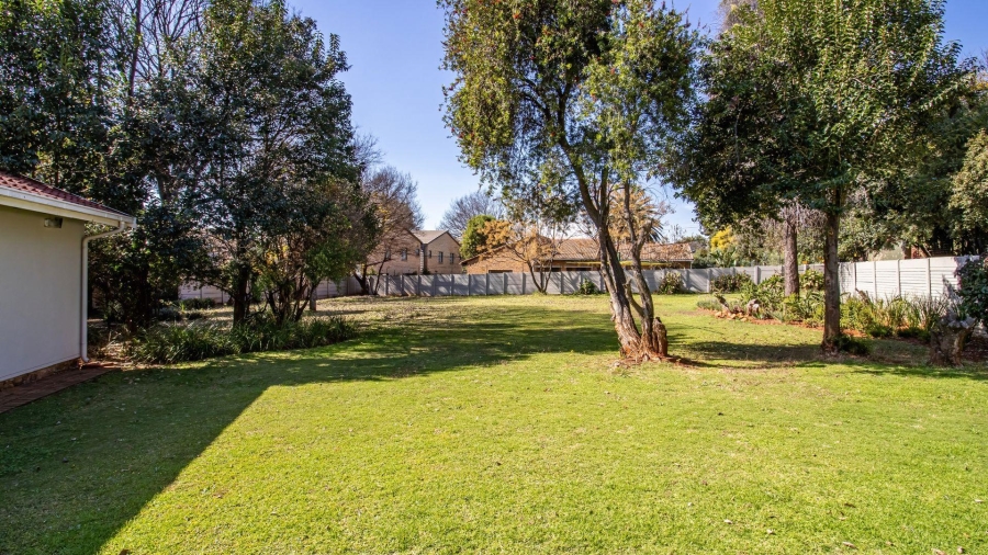 To Let 4 Bedroom Property for Rent in Fairland Gauteng
