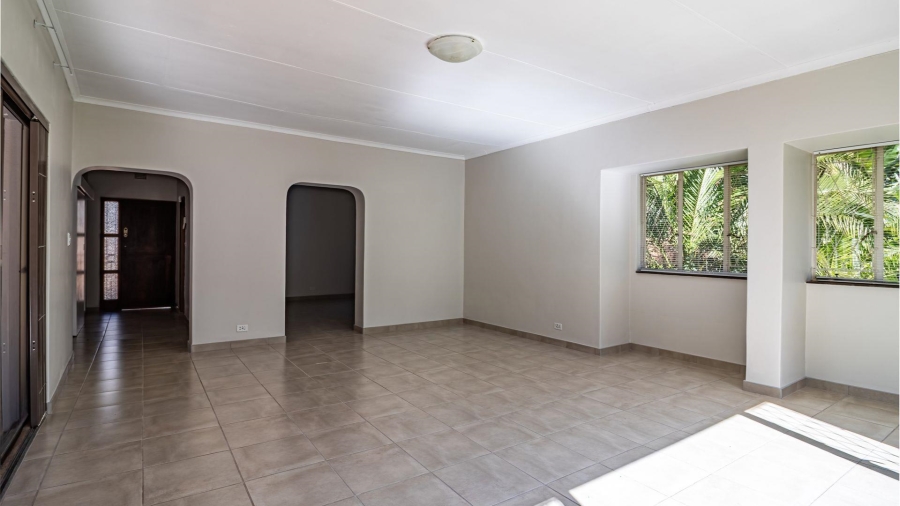 To Let 4 Bedroom Property for Rent in Fairland Gauteng