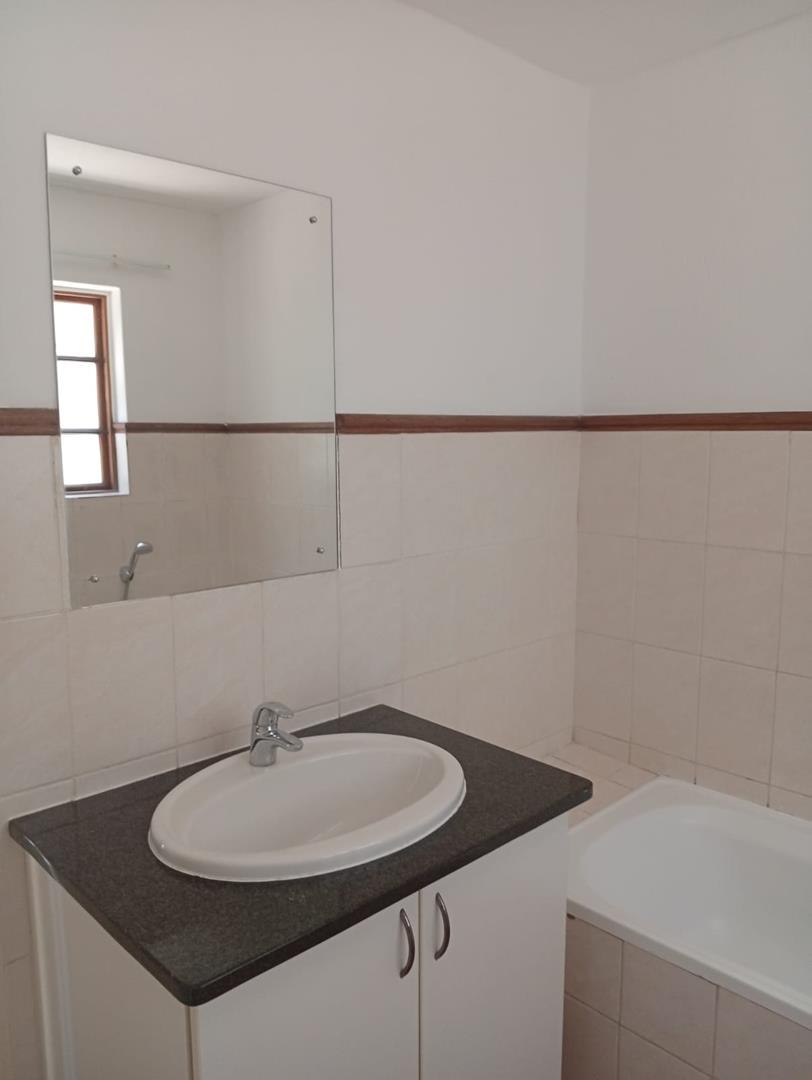 To Let 2 Bedroom Property for Rent in Olympus Gauteng