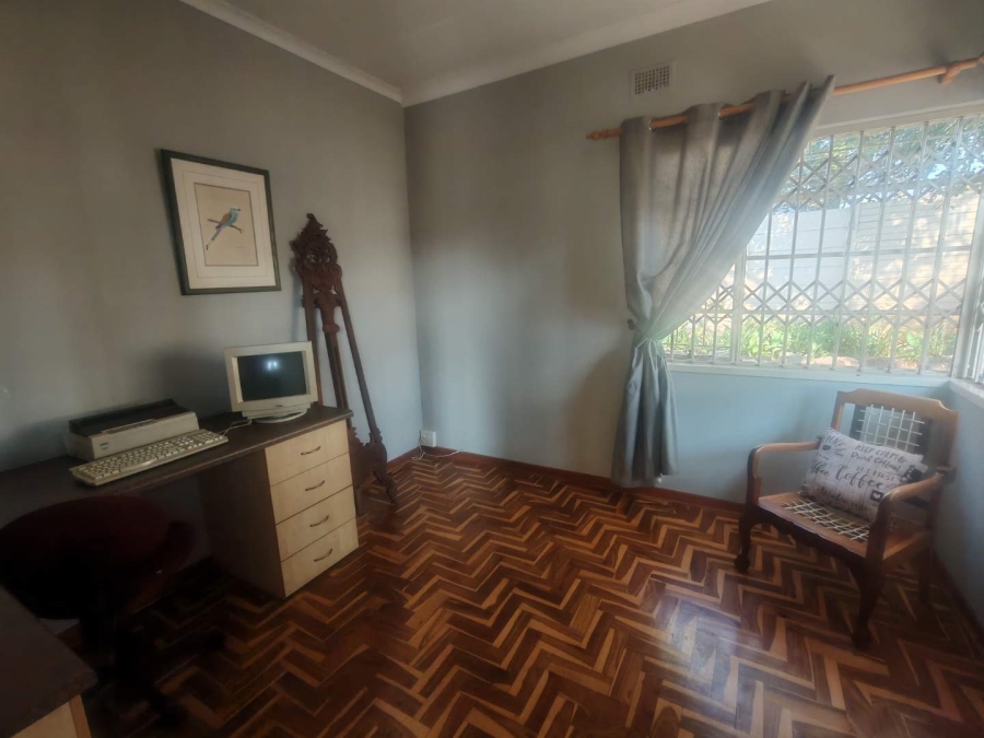 To Let Commercial Property for Rent in Lyttelton Manor Gauteng