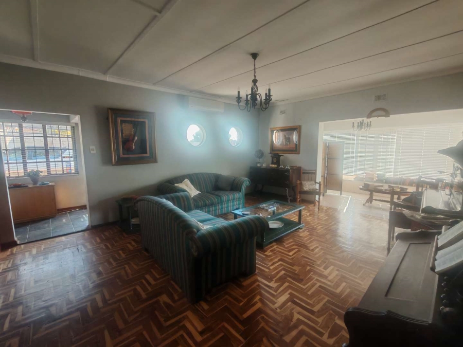 To Let Commercial Property for Rent in Lyttelton Manor Gauteng