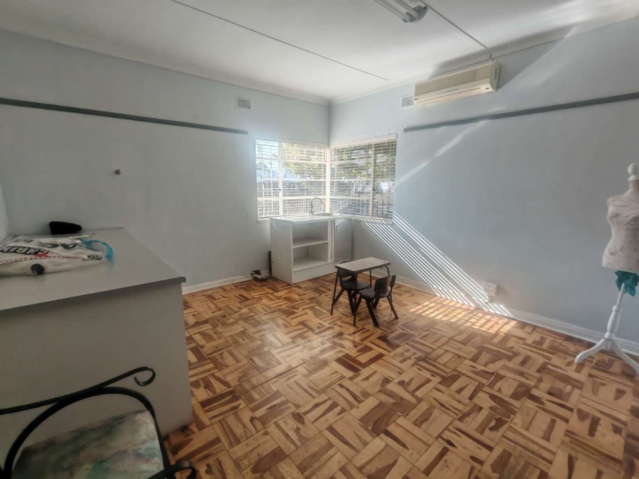 To Let Commercial Property for Rent in Lyttelton Manor Gauteng