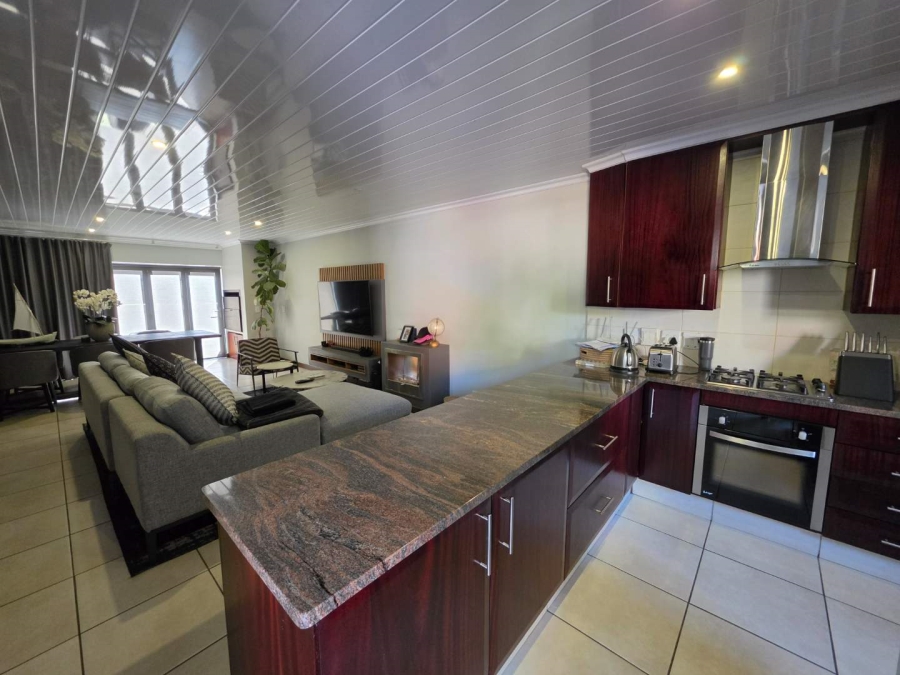 2 Bedroom Property for Sale in Ebotse Golf Estate Gauteng