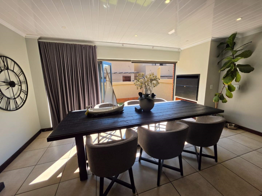 2 Bedroom Property for Sale in Ebotse Golf Estate Gauteng