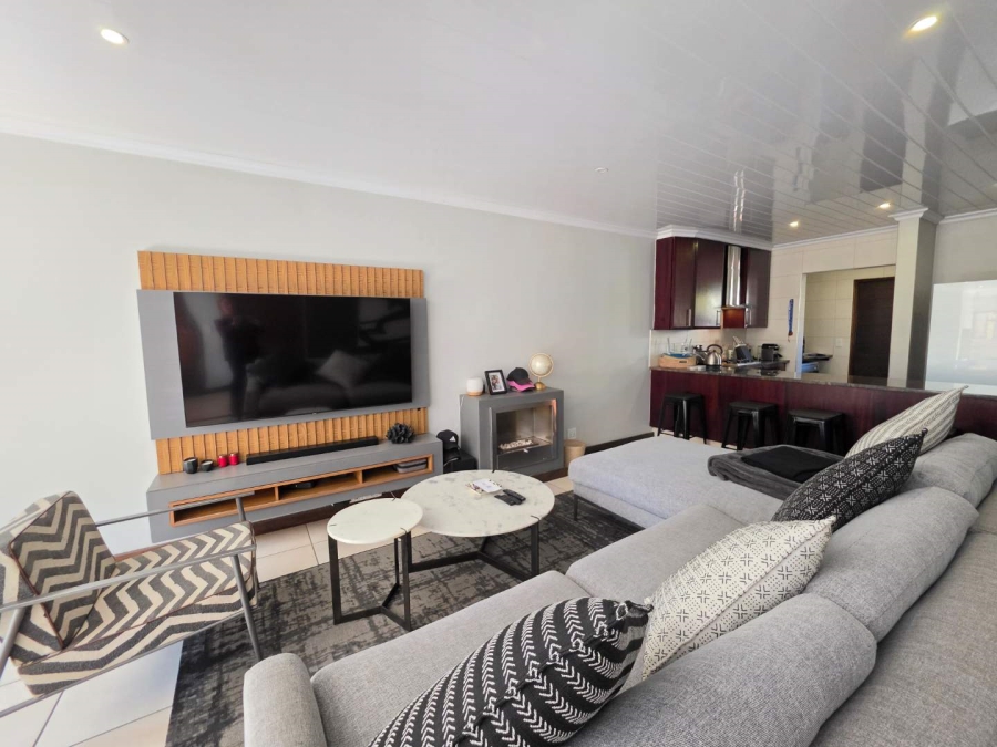 2 Bedroom Property for Sale in Ebotse Golf Estate Gauteng