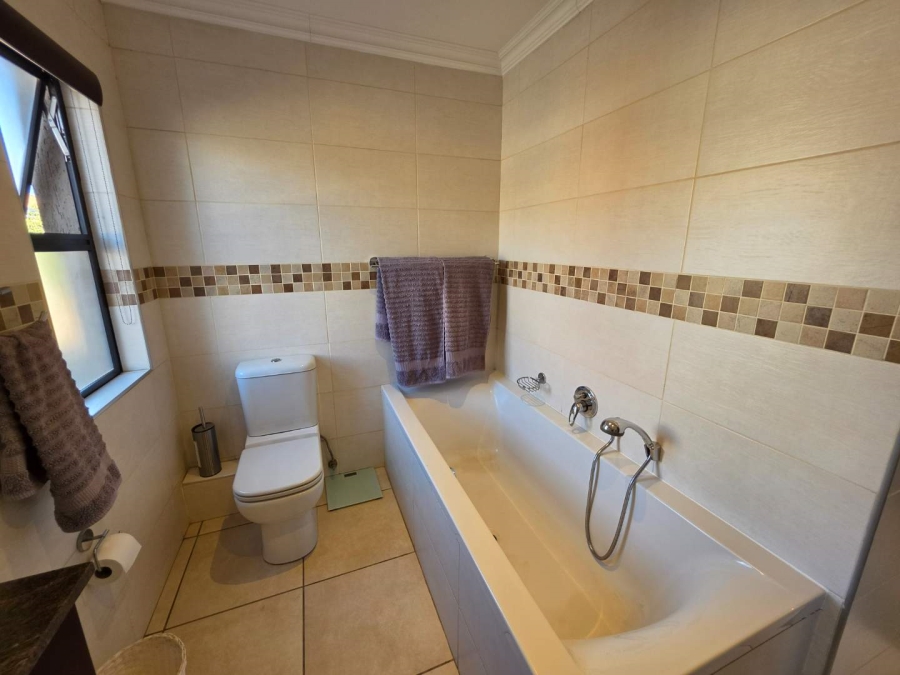 2 Bedroom Property for Sale in Ebotse Golf Estate Gauteng