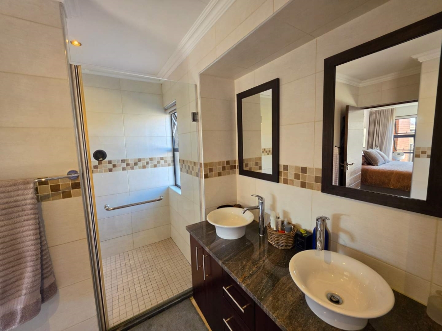 2 Bedroom Property for Sale in Ebotse Golf Estate Gauteng