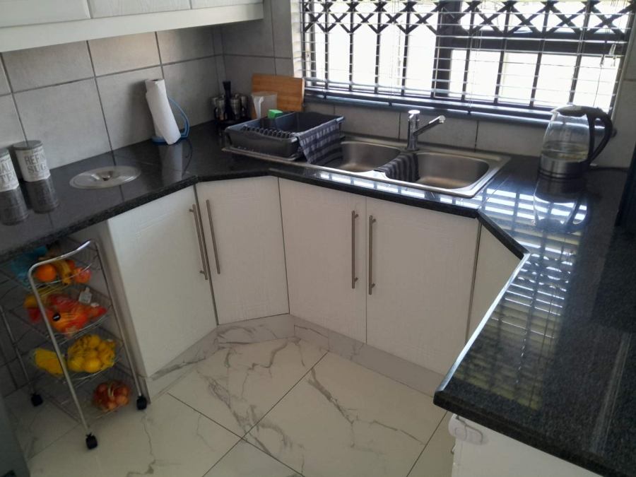 3 Bedroom Property for Sale in South Hills Gauteng