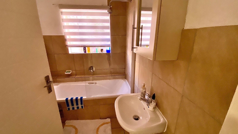 To Let 2 Bedroom Property for Rent in Annlin Gauteng