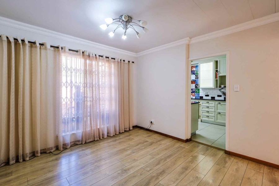 3 Bedroom Property for Sale in Faerie Glen Gauteng