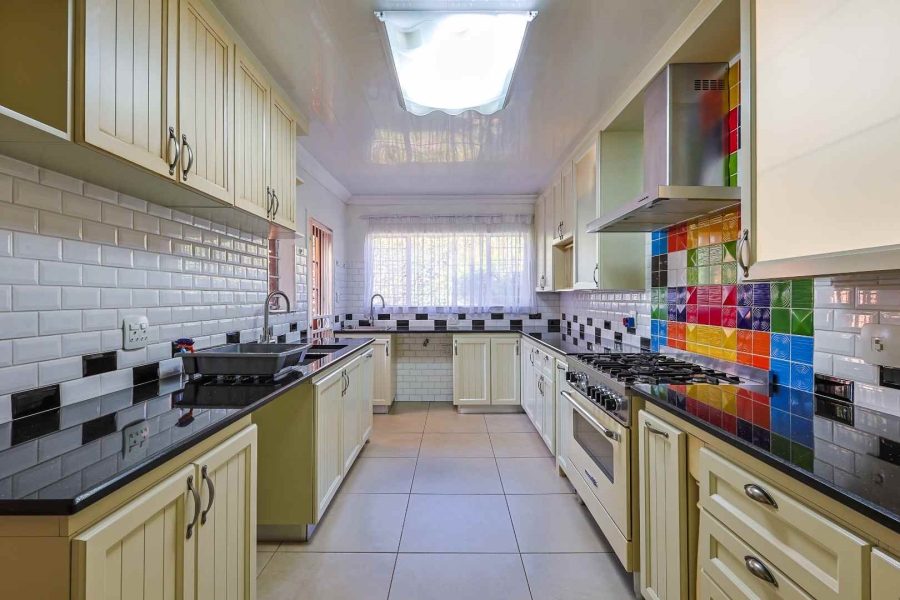 3 Bedroom Property for Sale in Faerie Glen Gauteng