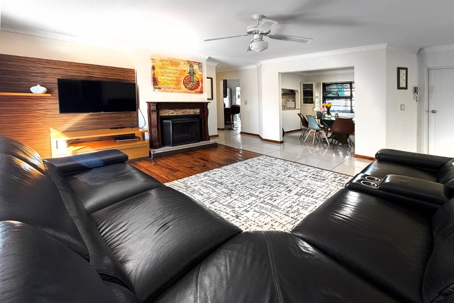 3 Bedroom Property for Sale in Fourways Gauteng