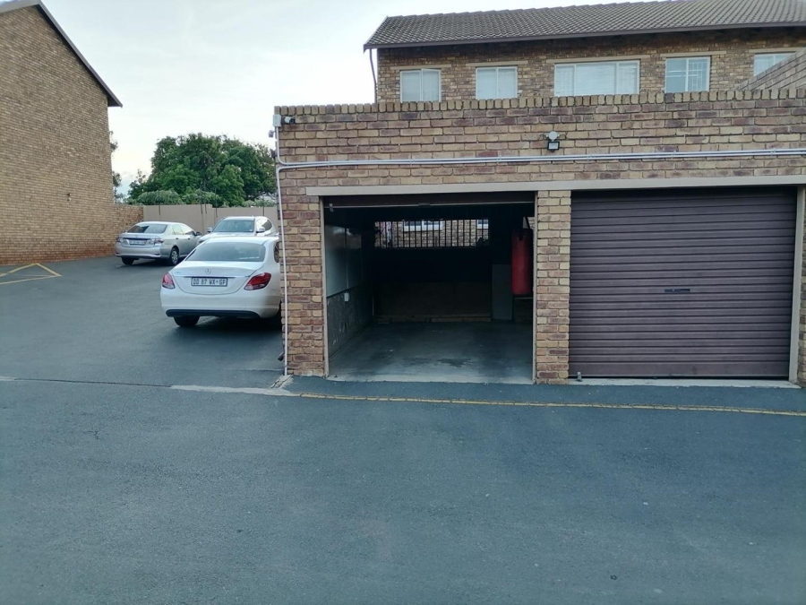 3 Bedroom Property for Sale in Terenure Gauteng