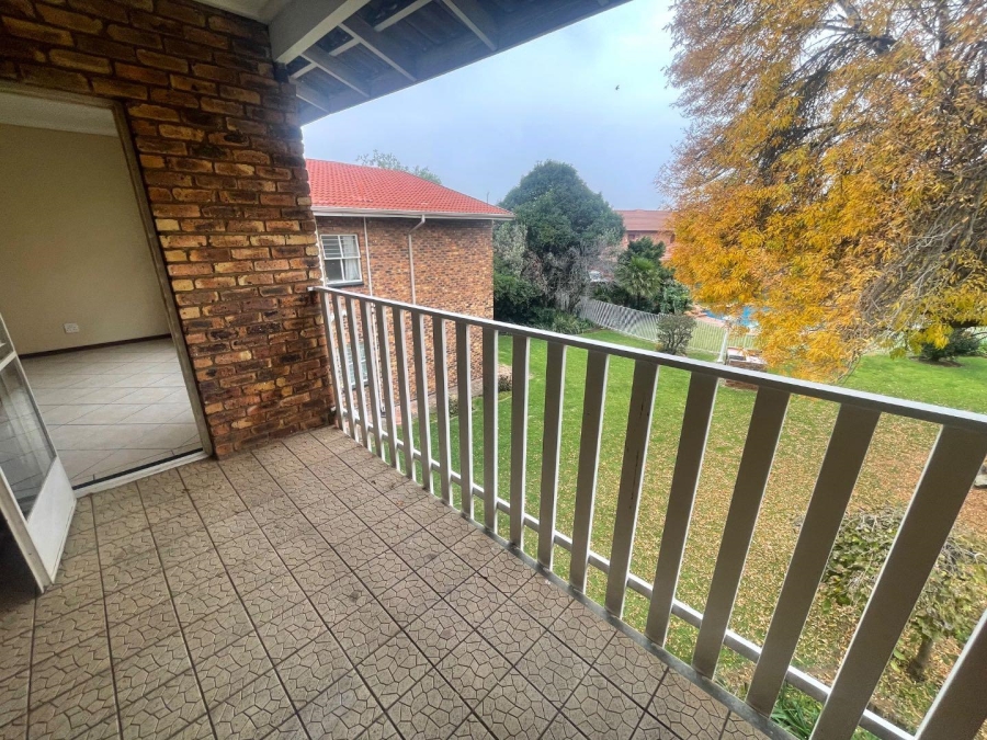 2 Bedroom Property for Sale in Edleen Gauteng