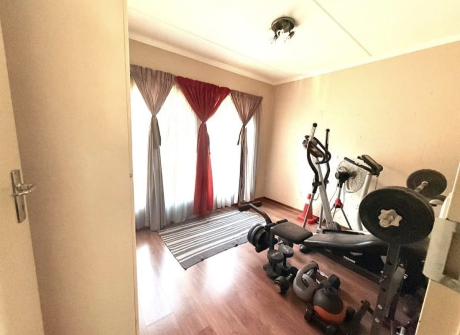 0 Bedroom Property for Sale in Erand Gardens Gauteng