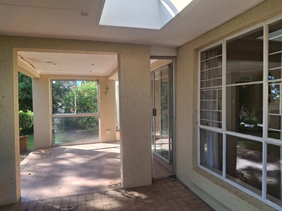 2 Bedroom Property for Sale in Morningside Gauteng