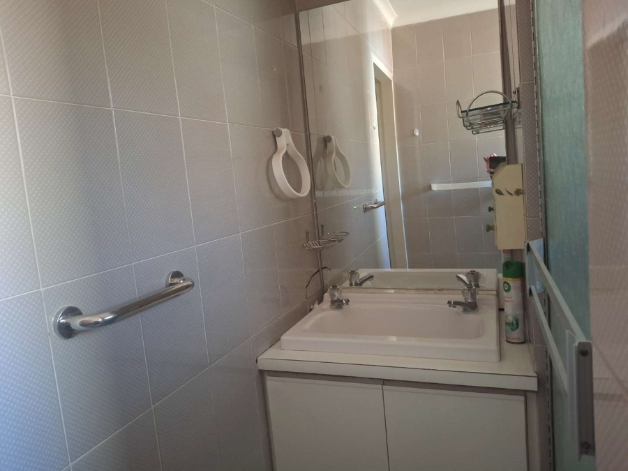 2 Bedroom Property for Sale in Morningside Gauteng