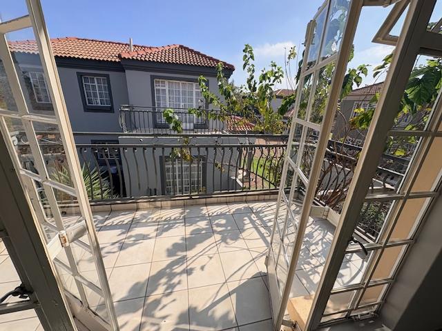 2 Bedroom Property for Sale in Sherwood Gardens Gauteng