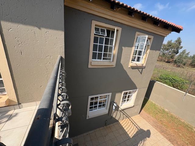 2 Bedroom Property for Sale in Sherwood Gardens Gauteng
