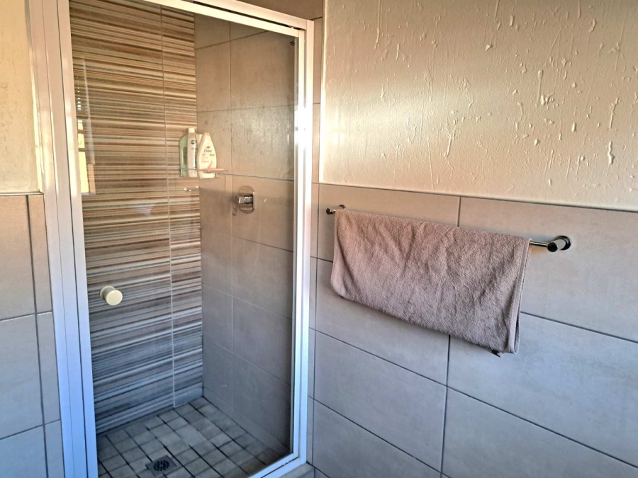 4 Bedroom Property for Sale in Ravenswood Gauteng