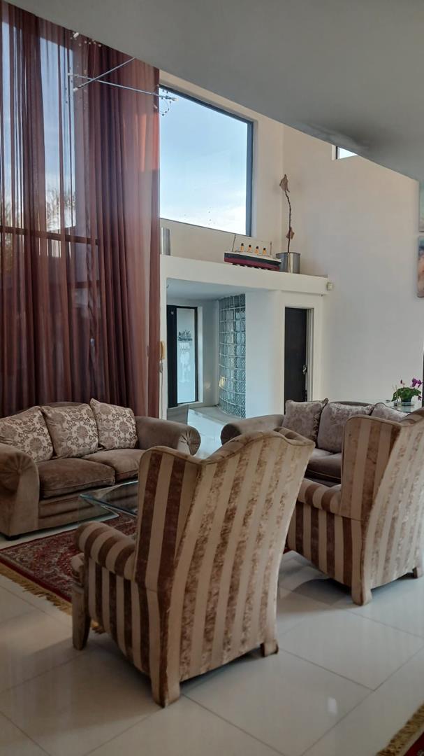 4 Bedroom Property for Sale in Dewald Hattingh Park Gauteng