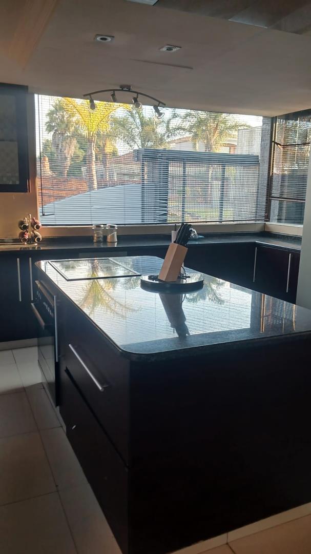 4 Bedroom Property for Sale in Dewald Hattingh Park Gauteng