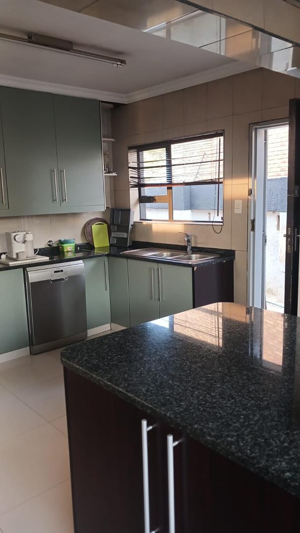4 Bedroom Property for Sale in Dewald Hattingh Park Gauteng