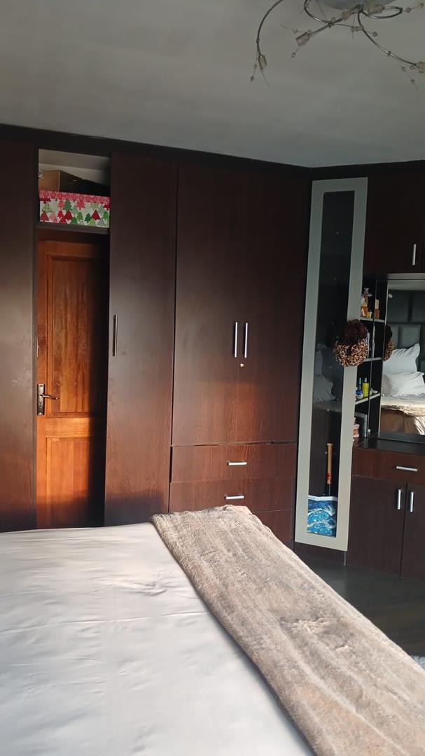 4 Bedroom Property for Sale in Dewald Hattingh Park Gauteng