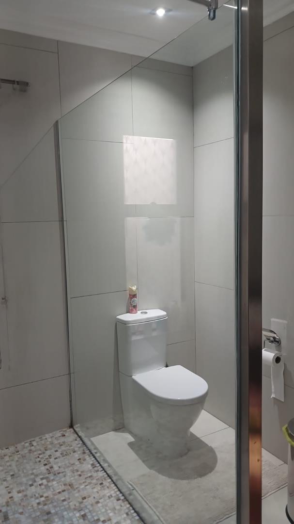 4 Bedroom Property for Sale in Dewald Hattingh Park Gauteng