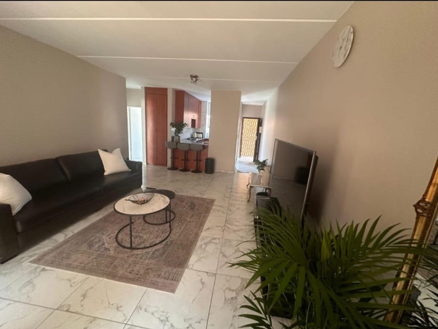 2 Bedroom Property for Sale in Sonneveld Gauteng