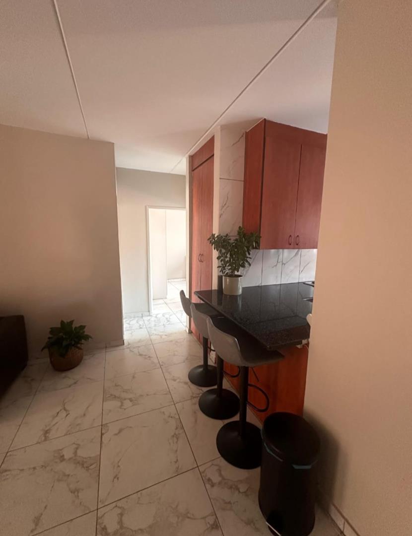 2 Bedroom Property for Sale in Sonneveld Gauteng