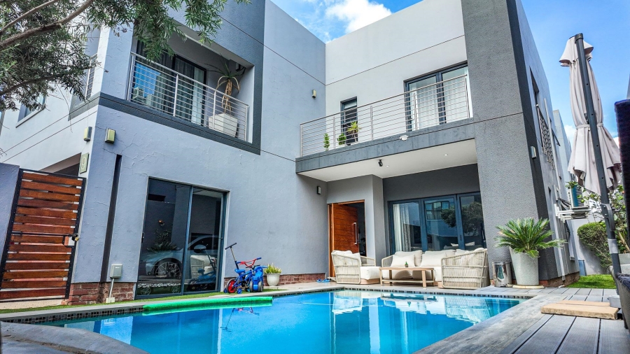 4 Bedroom Property for Sale in Bryanston Gauteng