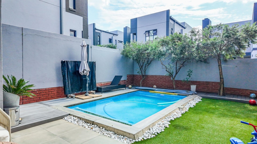 4 Bedroom Property for Sale in Bryanston Gauteng