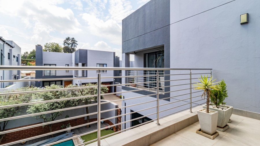 4 Bedroom Property for Sale in Bryanston Gauteng