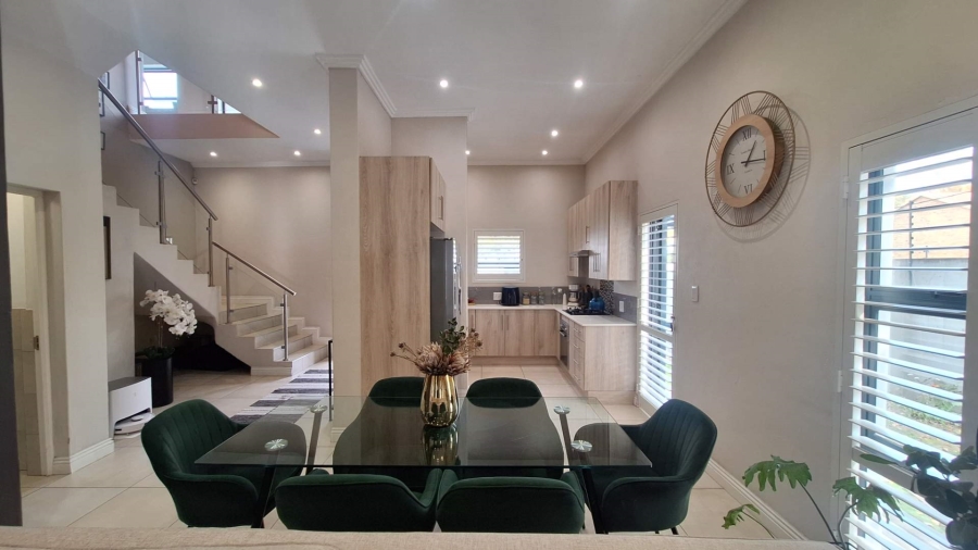 To Let 3 Bedroom Property for Rent in Ferndale Gauteng