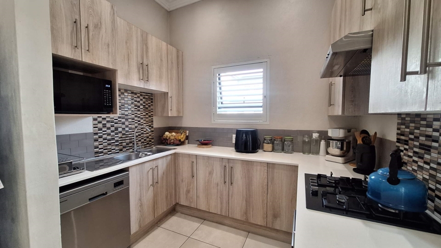 To Let 3 Bedroom Property for Rent in Ferndale Gauteng