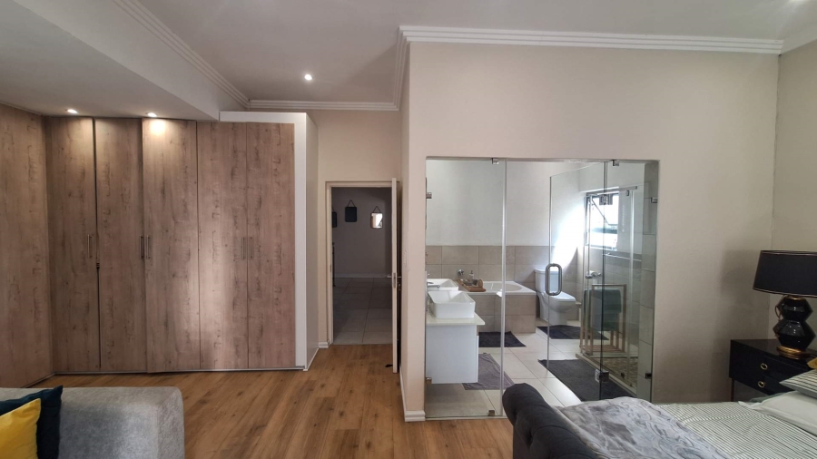 To Let 3 Bedroom Property for Rent in Ferndale Gauteng