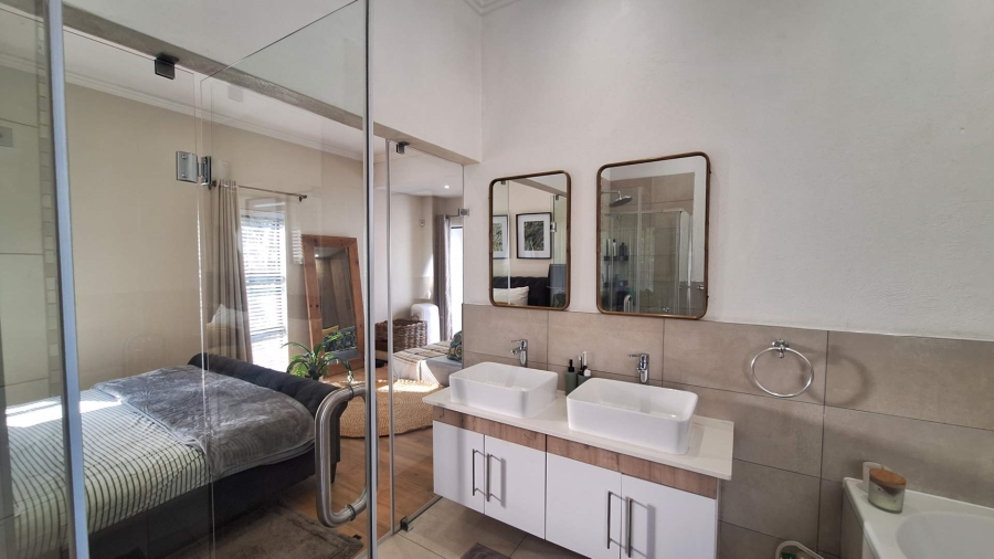 To Let 3 Bedroom Property for Rent in Ferndale Gauteng