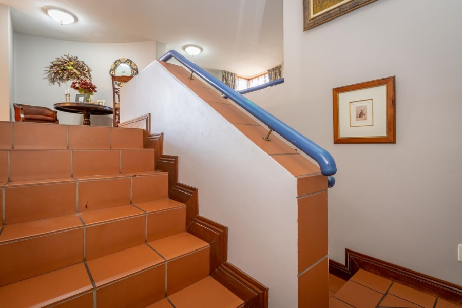 5 Bedroom Property for Sale in Westdene Gauteng