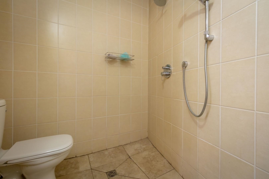 5 Bedroom Property for Sale in Westdene Gauteng