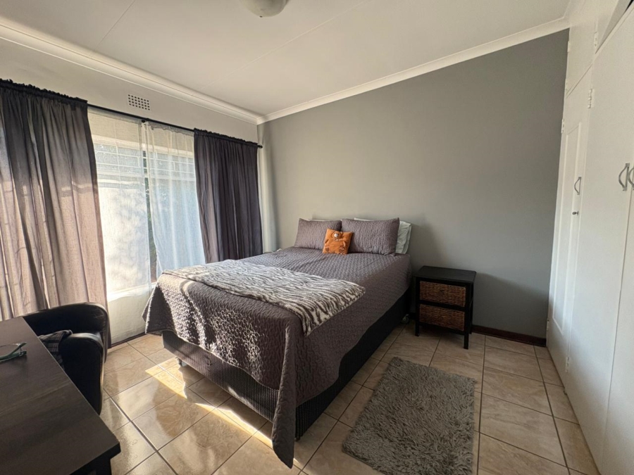 5 Bedroom Property for Sale in Norkem Park Gauteng