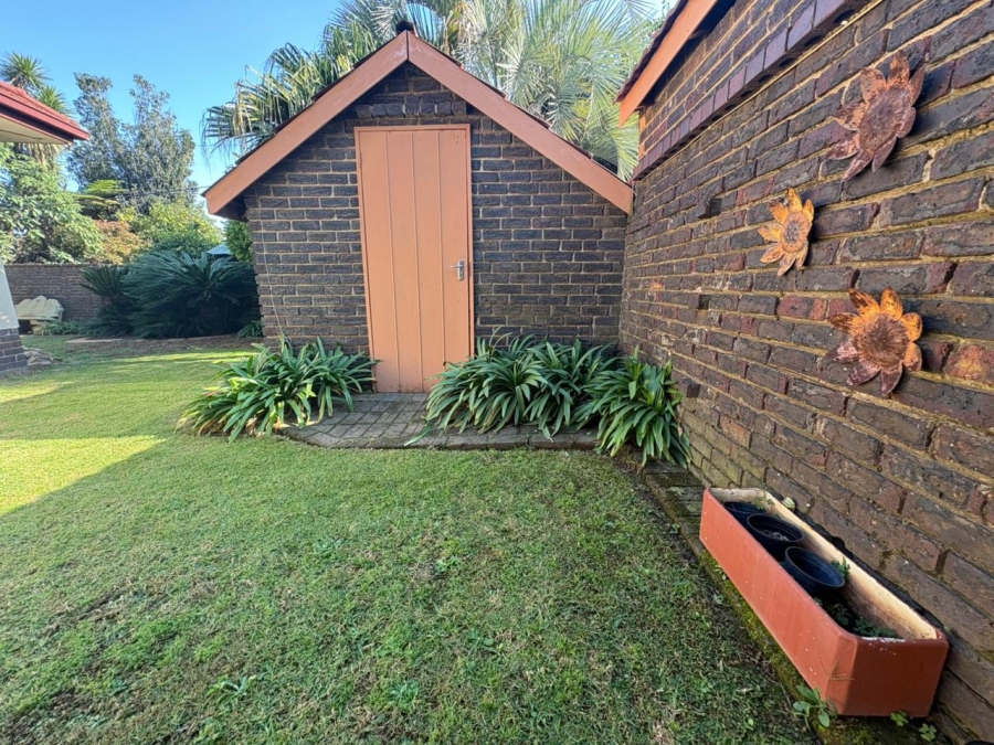 5 Bedroom Property for Sale in Norkem Park Gauteng