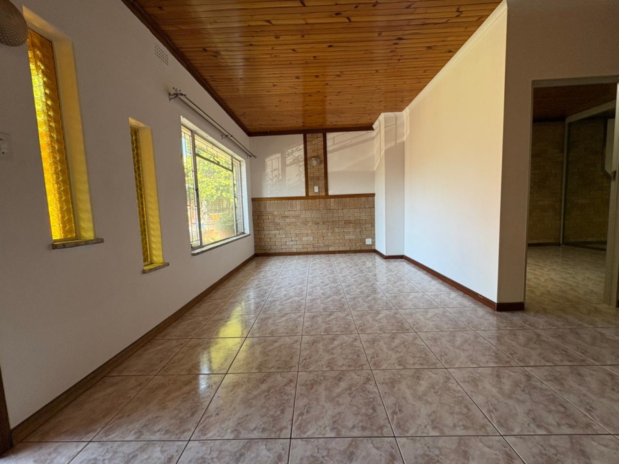 5 Bedroom Property for Sale in Norkem Park Gauteng
