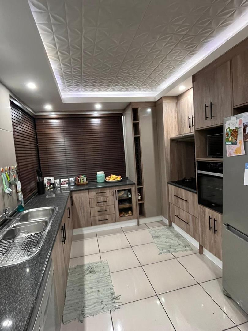 4 Bedroom Property for Sale in Benoni Central Gauteng