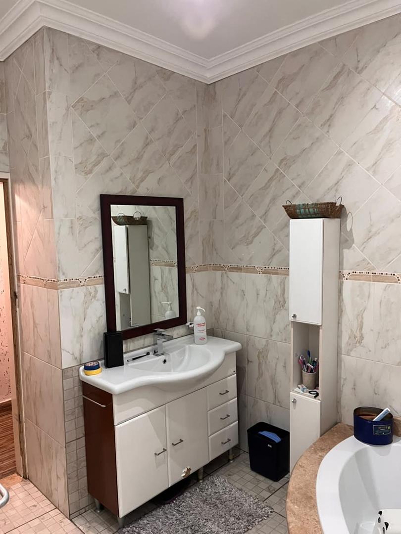 4 Bedroom Property for Sale in Benoni Central Gauteng