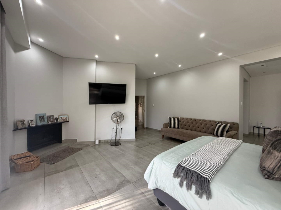 4 Bedroom Property for Sale in Three Rivers Gauteng
