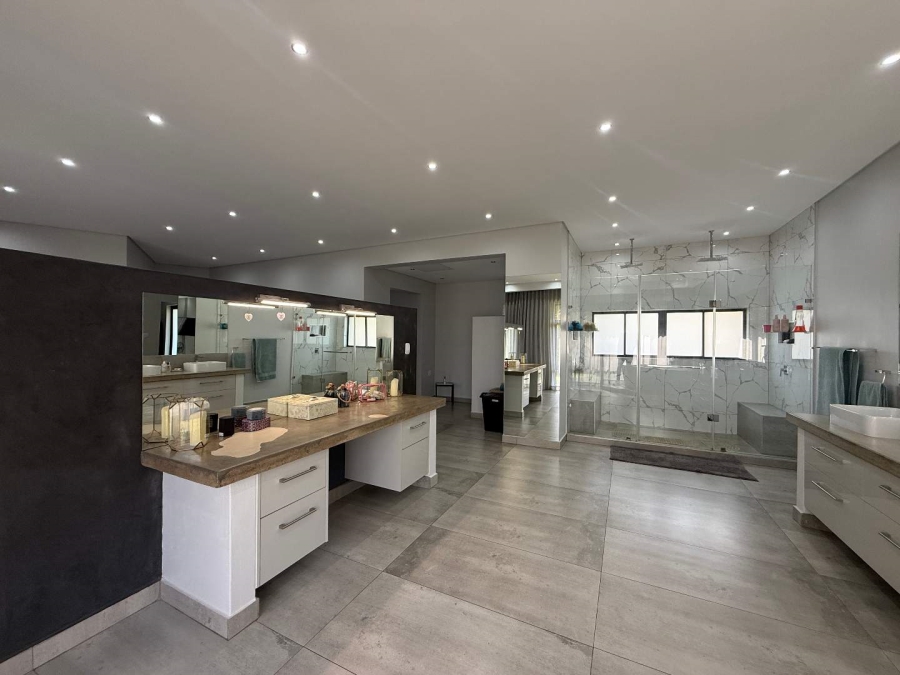 4 Bedroom Property for Sale in Three Rivers Gauteng