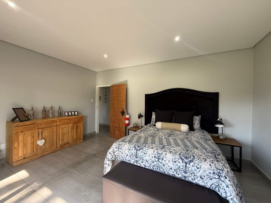 4 Bedroom Property for Sale in Three Rivers Gauteng